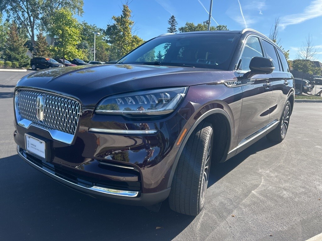 2023 Lincoln Aviator Reserve photo 2