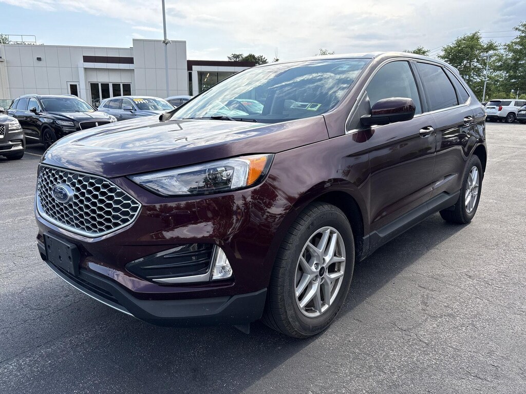 Used 2024 Ford Edge SUV