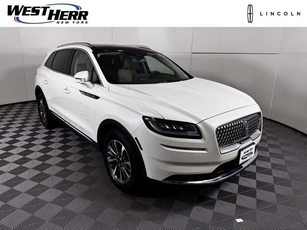 2022 Lincoln Nautilus Reserve's photo