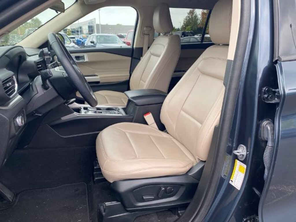 Used 2023 Ford Explorer XLT SUV