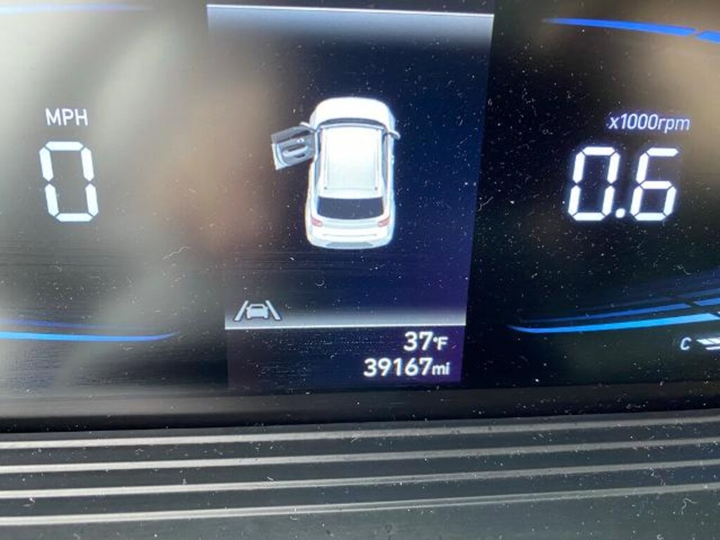 Used 2023 Hyundai Venue Limited SUV