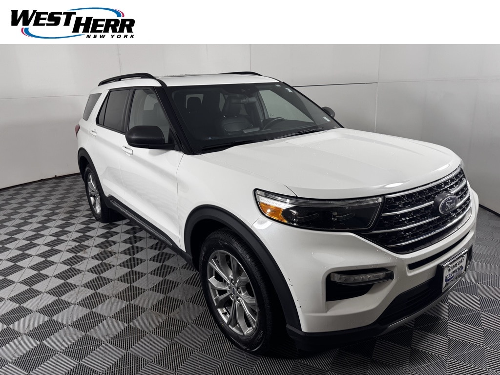 2020 Ford Explorer XLT's photo