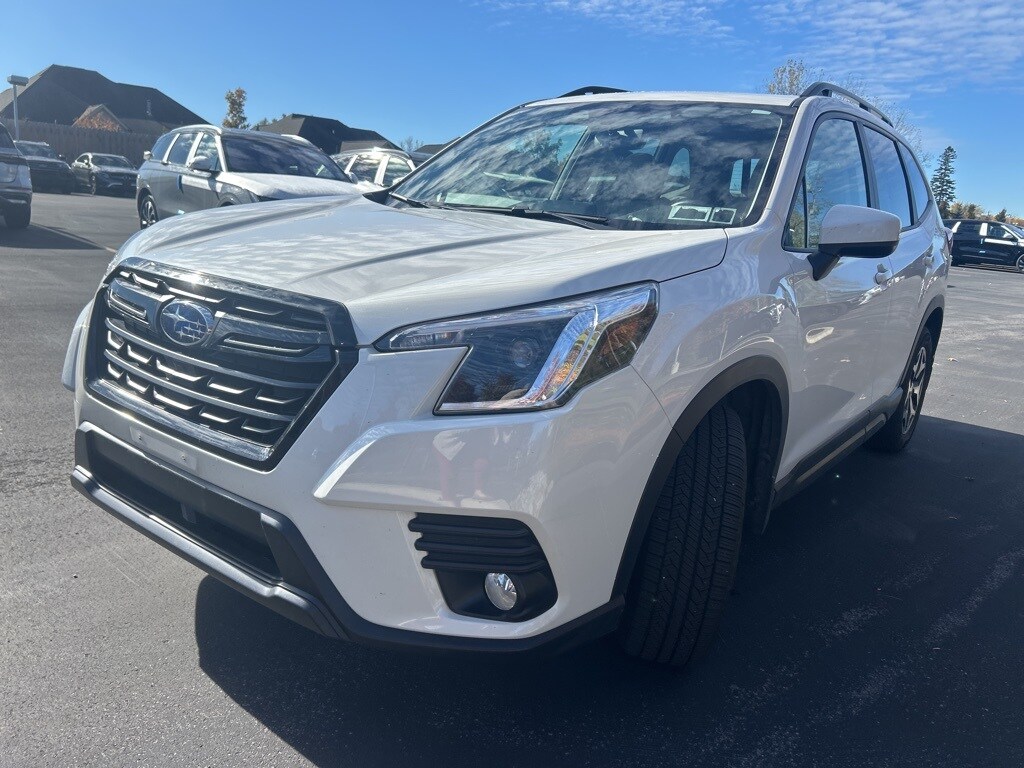 Used 2023 Subaru Forester Premium SUV