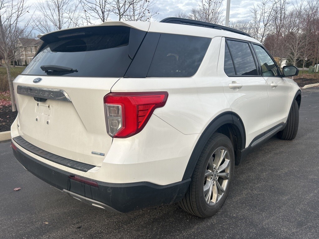 2020 Ford Explorer XLT photo 2