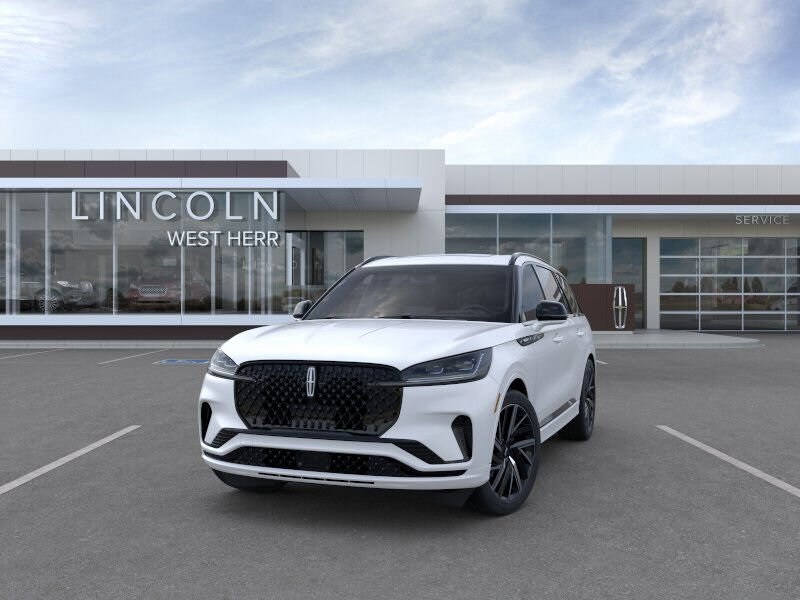 2025 Lincoln Aviator Black Label photo 3