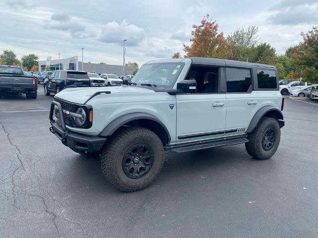 2021 Ford Bronco First Edition photo 4
