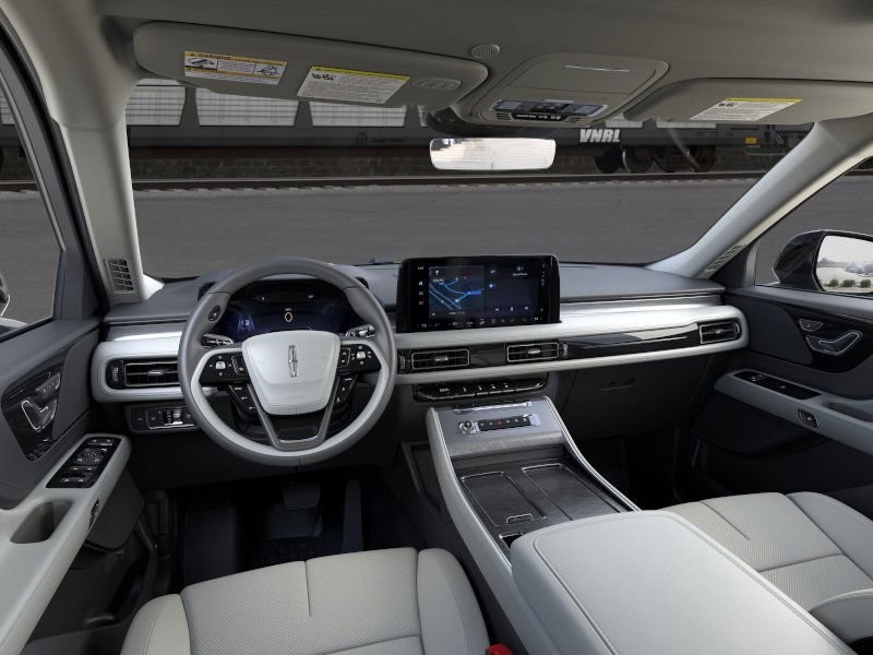 2025 Lincoln Aviator Premiere - Photo 9