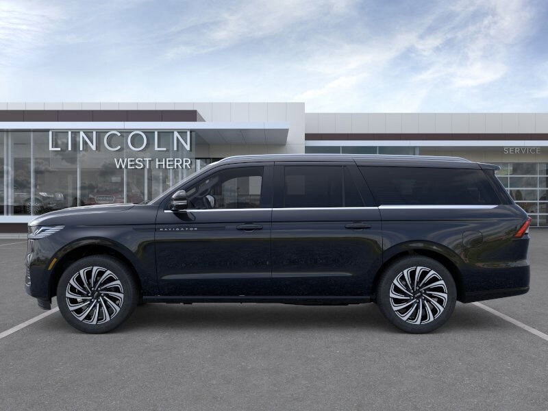 2025 Lincoln Navigator Black Label photo 4