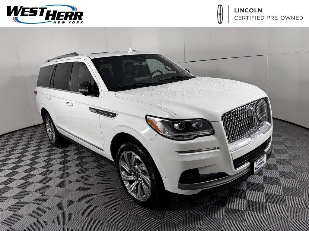 2024 Lincoln Navigator Premiere's photo