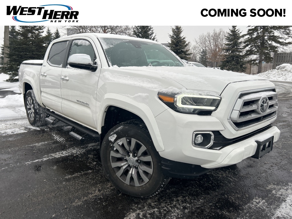 2023 Toyota Tacoma Limited's photo