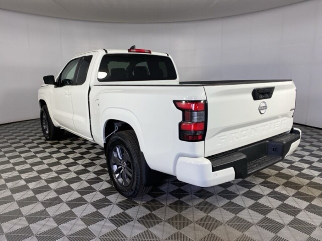 Used 2025 Nissan Frontier SV Extended Cab Long Bed Truck