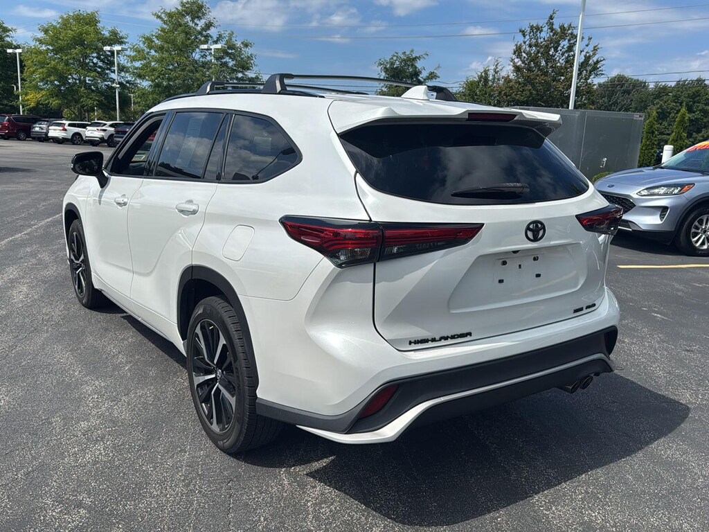 Used 2022 Toyota Highlander XSE SUV