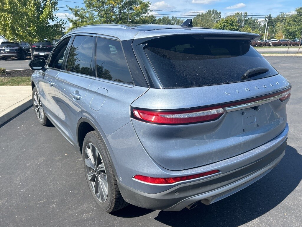 2022 Lincoln Corsair Reserve photo 2