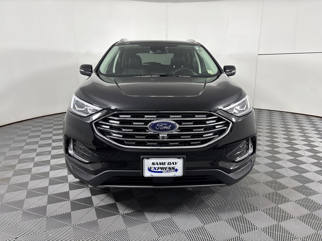 Used 2024 Ford Edge Titanium SUV