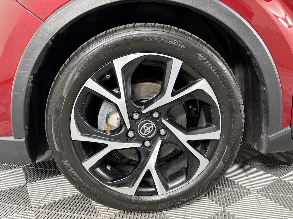 Used 2019 Toyota C-HR XLE SUV