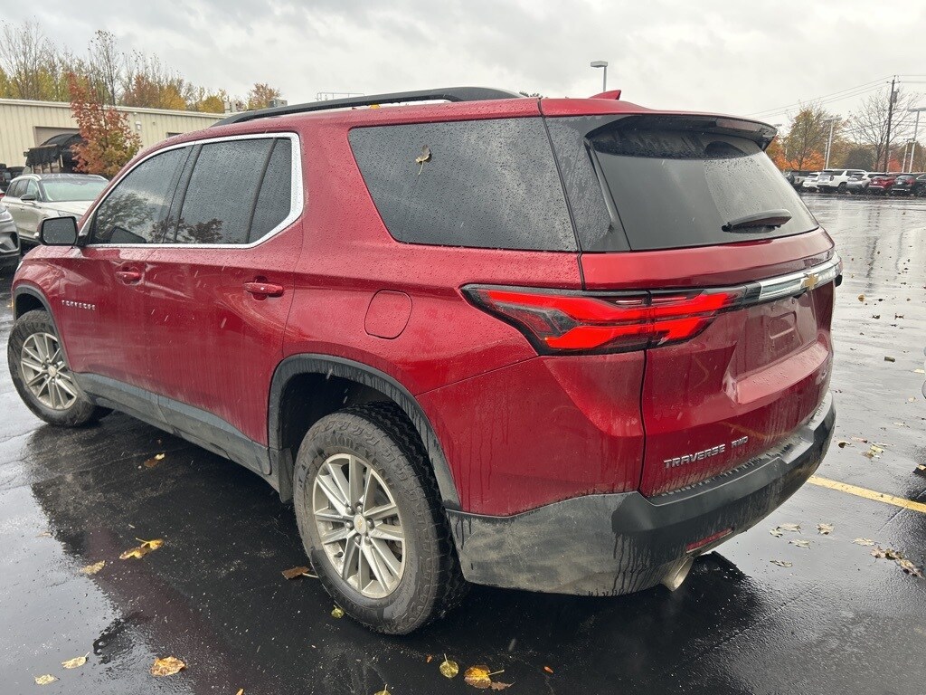 2023 Chevrolet Traverse Cloth 1LT photo 2