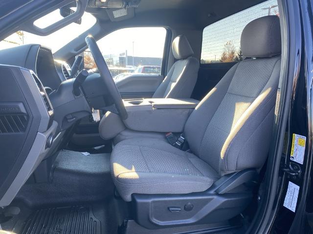 2022 Ford F-250 XLT photo 2