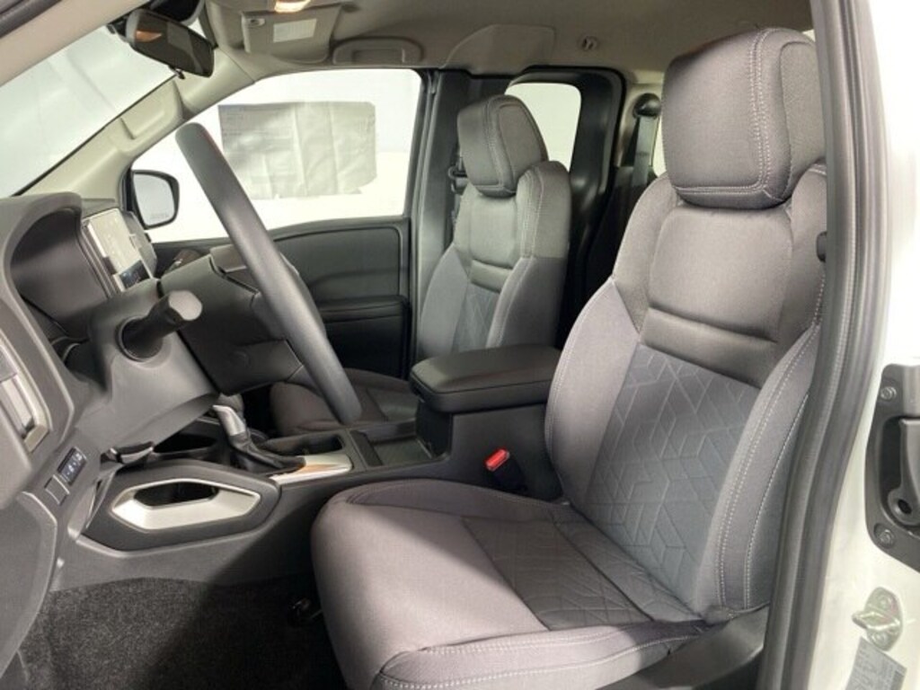 Used 2025 Nissan Frontier SV Extended Cab Long Bed Truck