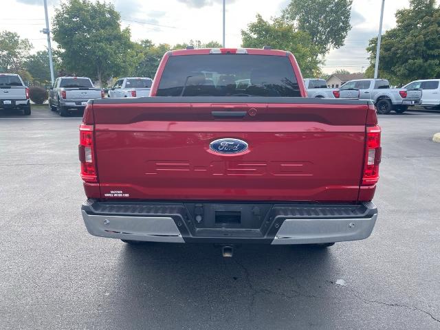 2021 Ford F-150 XLT photo 2