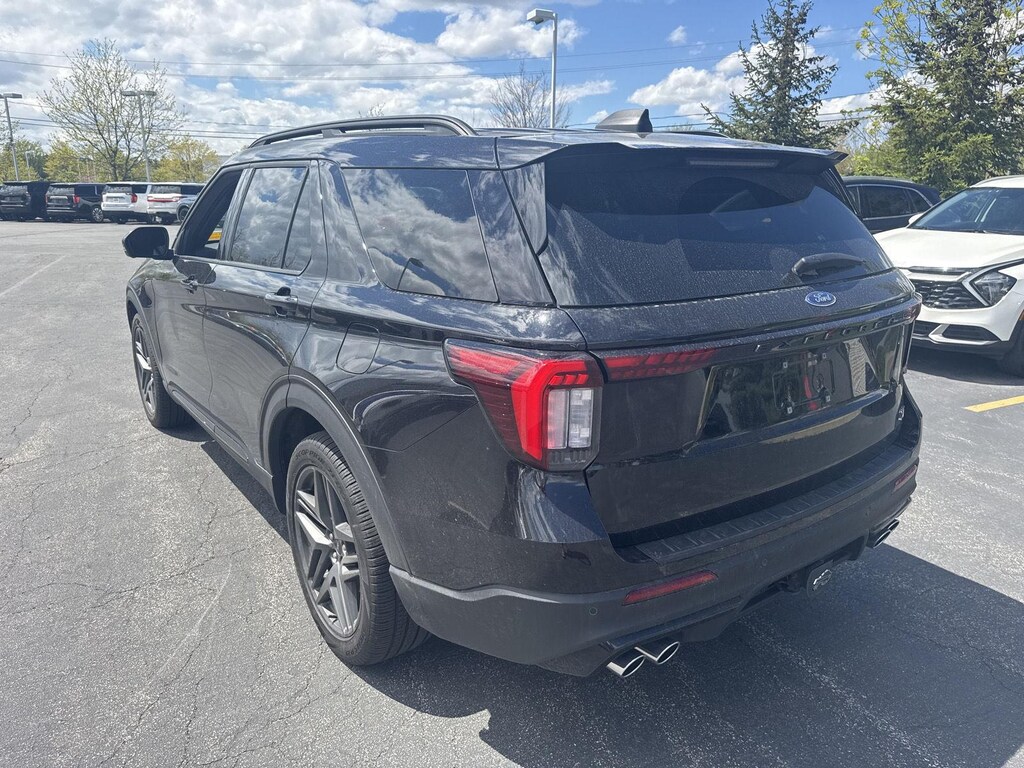 Used 2025 Ford Explorer ST SUV