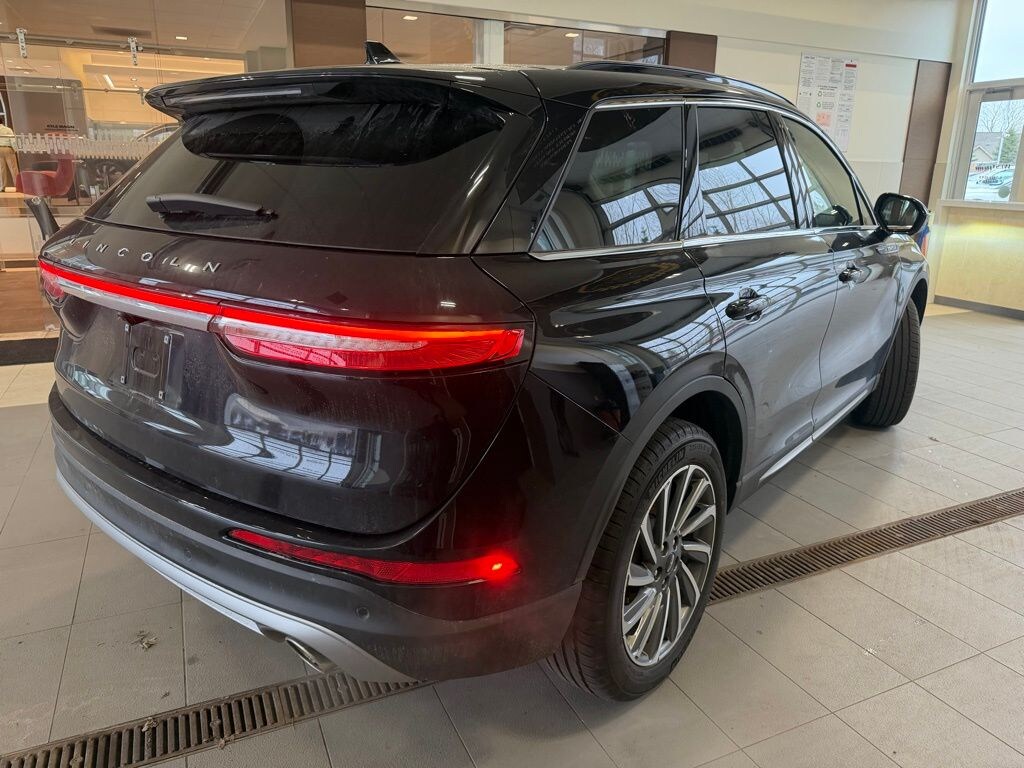 New 2025 Lincoln Corsair Reserve SUV