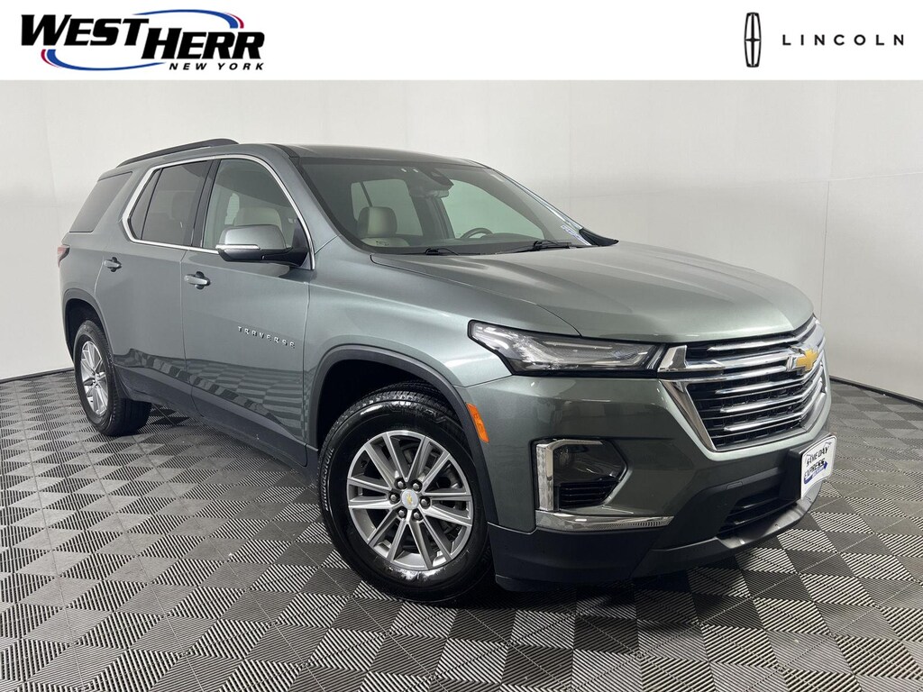 Used 2023 Chevrolet Traverse LT Leather SUV