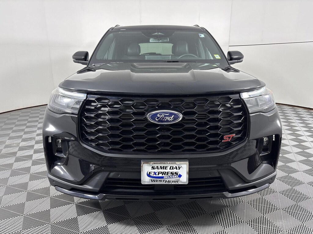 Used 2025 Ford Explorer ST SUV