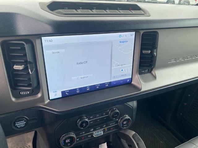 2021 Ford Bronco First Edition photo 3