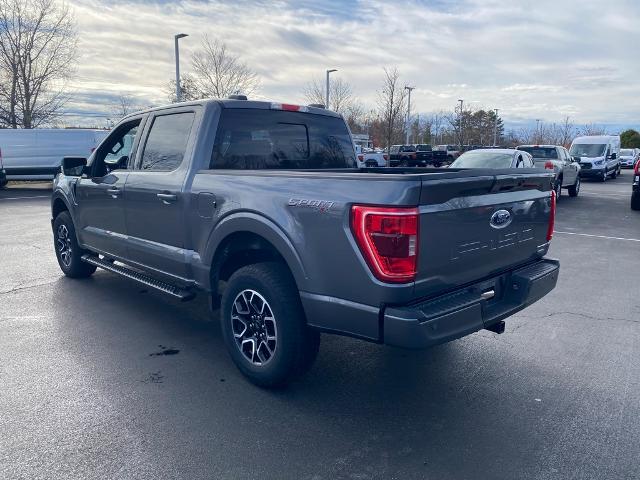 2022 Ford F-150 XLT photo 2