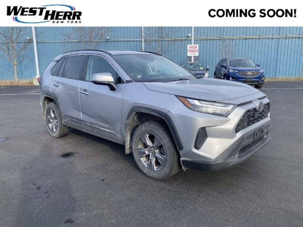 Used 2022 Toyota RAV4 XLE SUV