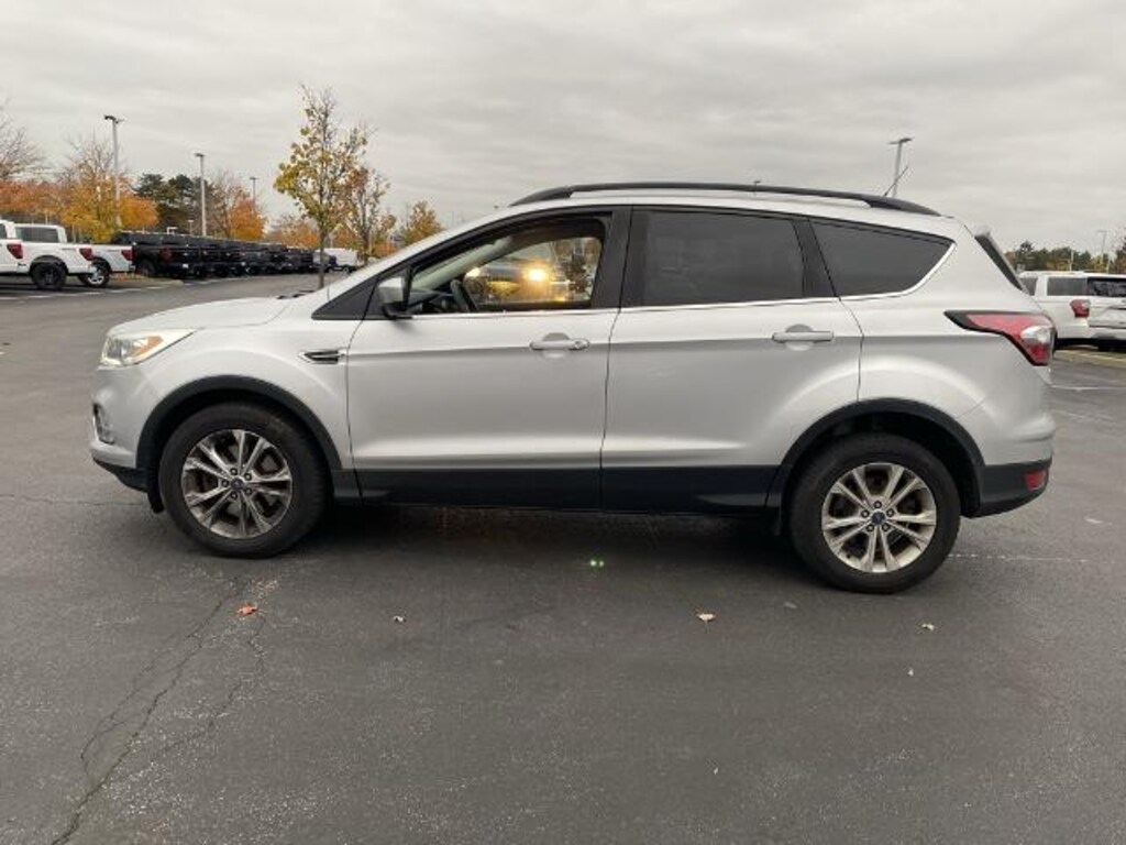 Used 2017 Ford Escape SE SUV