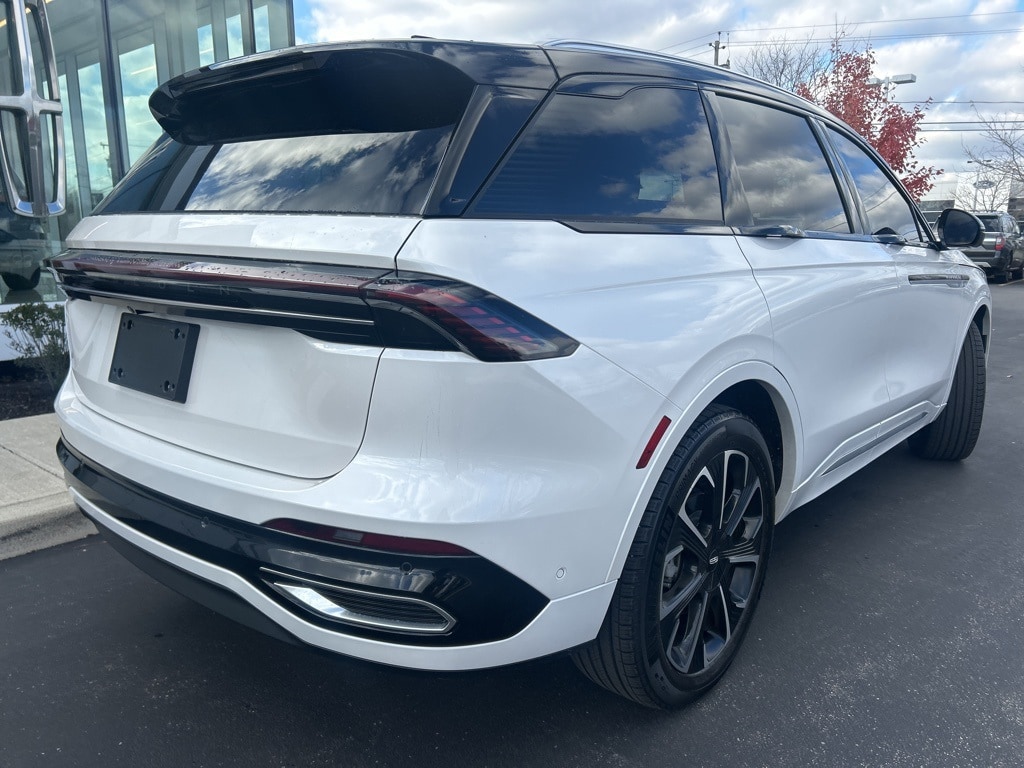 Certified 2024 Lincoln Nautilus Reserve SUV