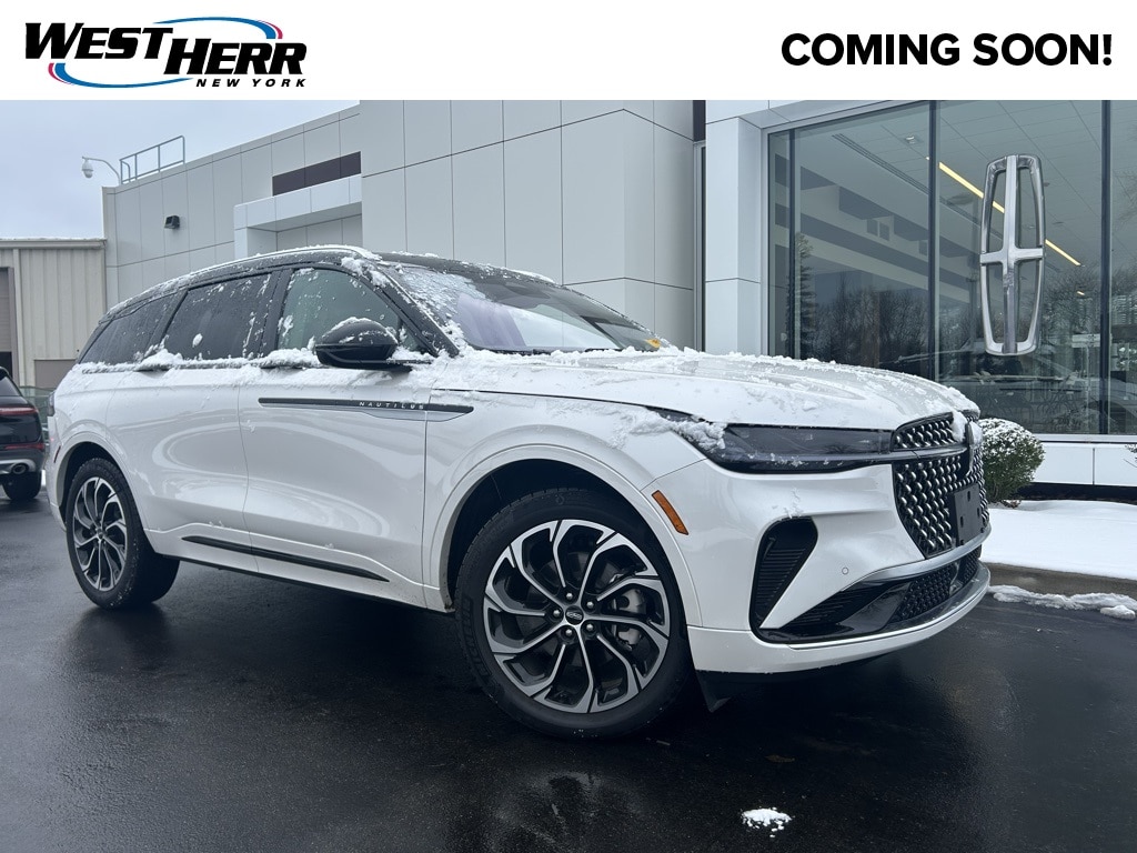 2025 Lincoln Nautilus Reserve's photo