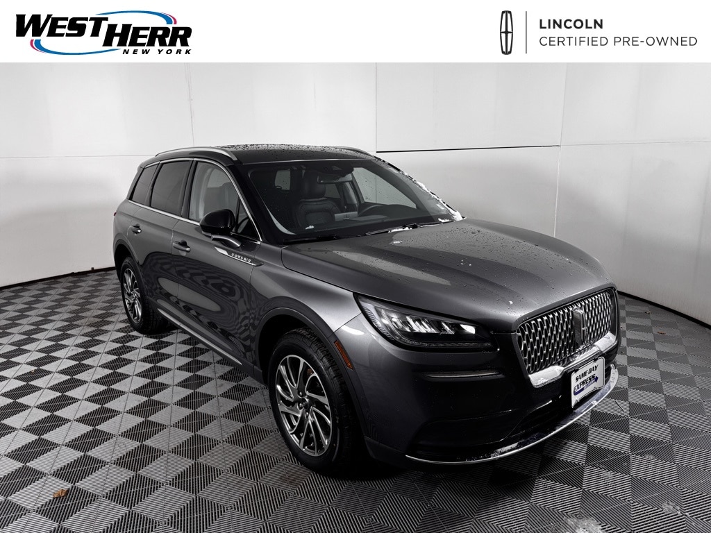 2022 Lincoln Corsair Base