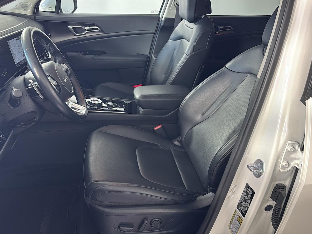 Used 2023 Kia Sportage Hybrid EX SUV