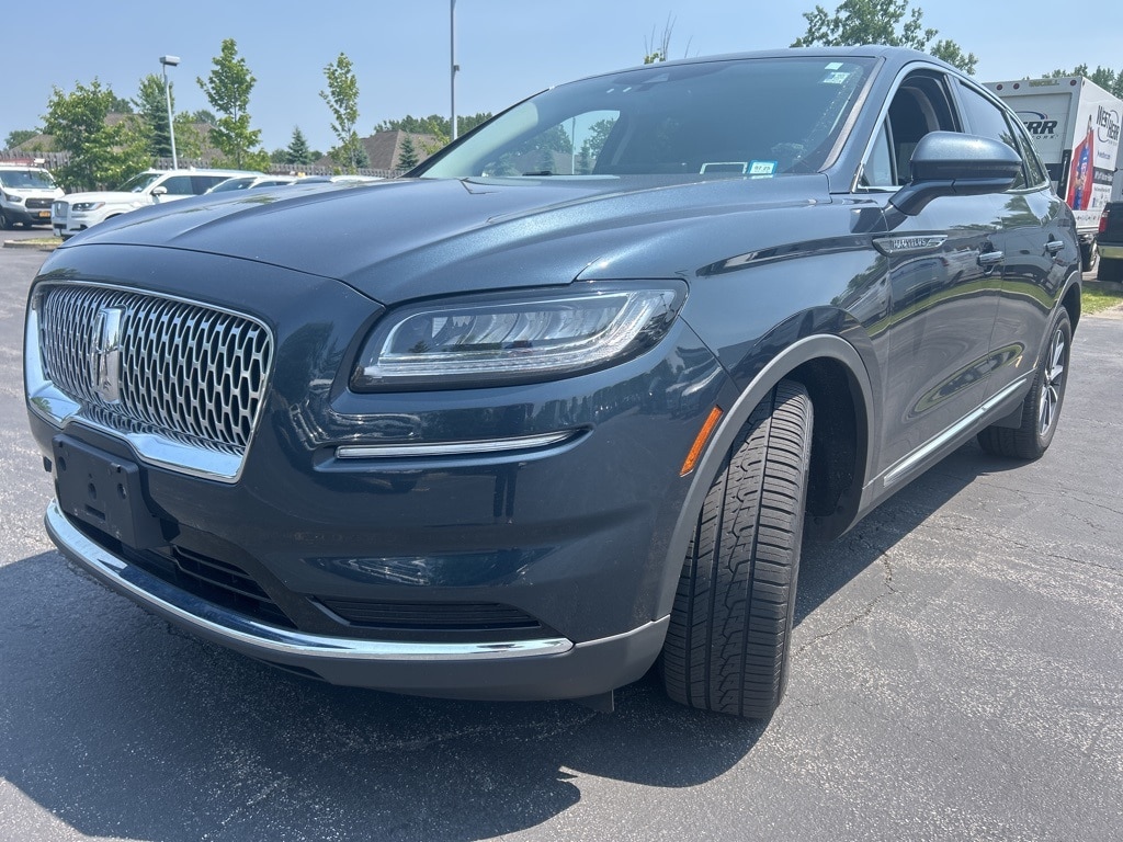 Used 2022 Lincoln Nautilus Base with VIN 2LMPJ8J9XNBL06510 for sale in Getzville, NY