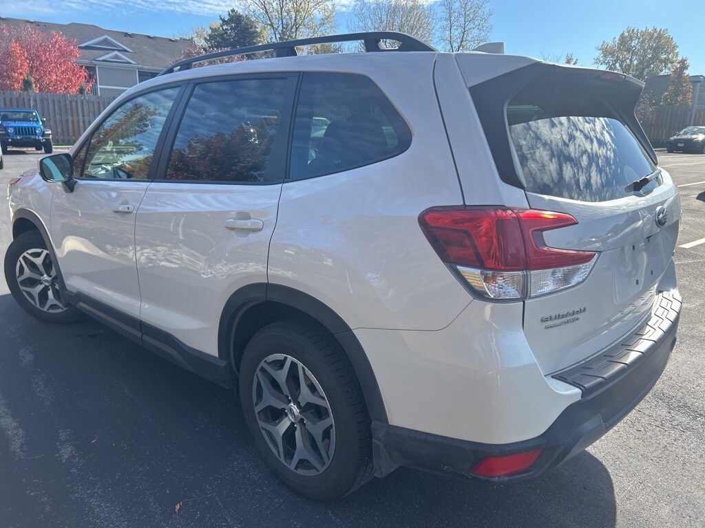 Used 2023 Subaru Forester Premium SUV