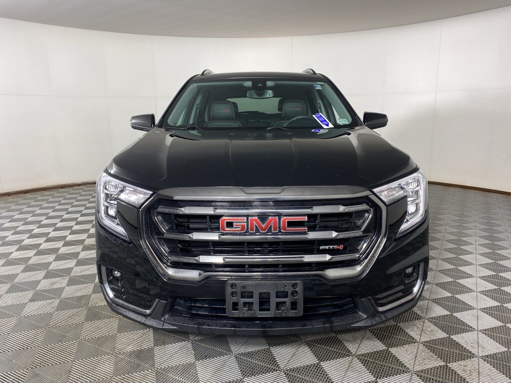 Used 2022 GMC Terrain AT4 SUV