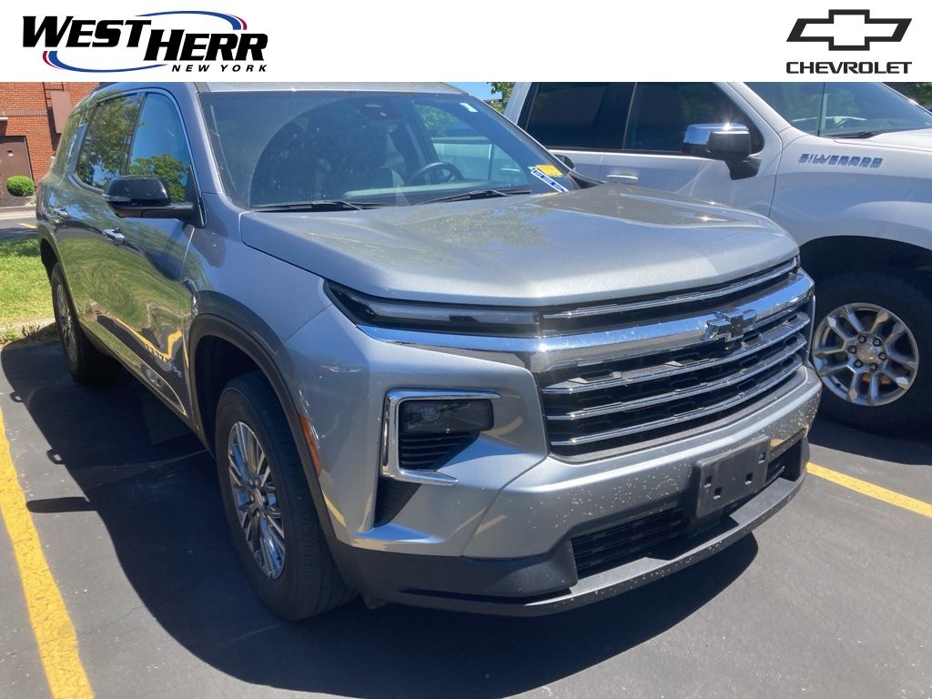 2025 Chevrolet Traverse AWD LT's photo