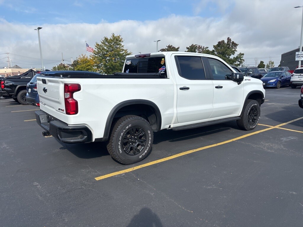 2022 Chevrolet Silverado 1500 ZR2 photo 2