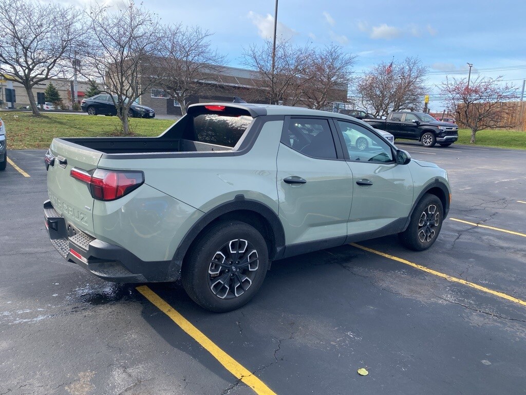 Used 2024 Hyundai Santa Cruz SE Truck Crew Cab