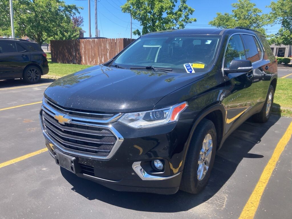 Used 2021 Chevrolet Traverse LT SUV