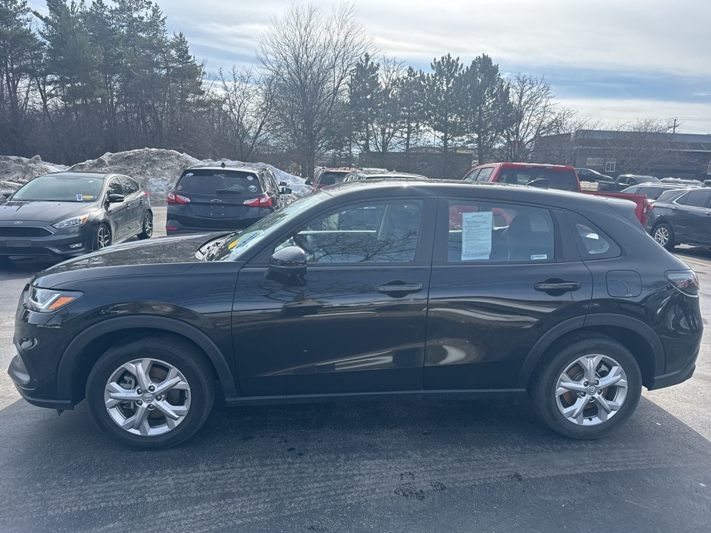 Used 2025 Honda HR-V LX SUV