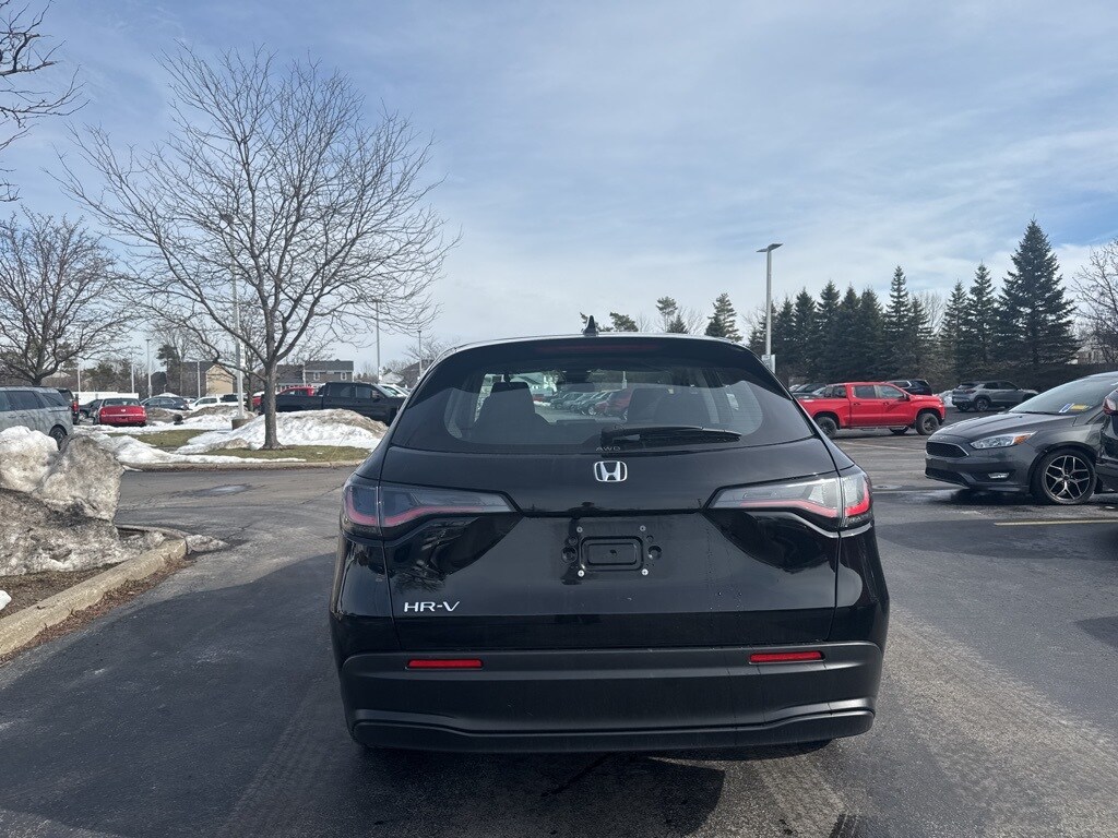 Used 2025 Honda HR-V LX SUV