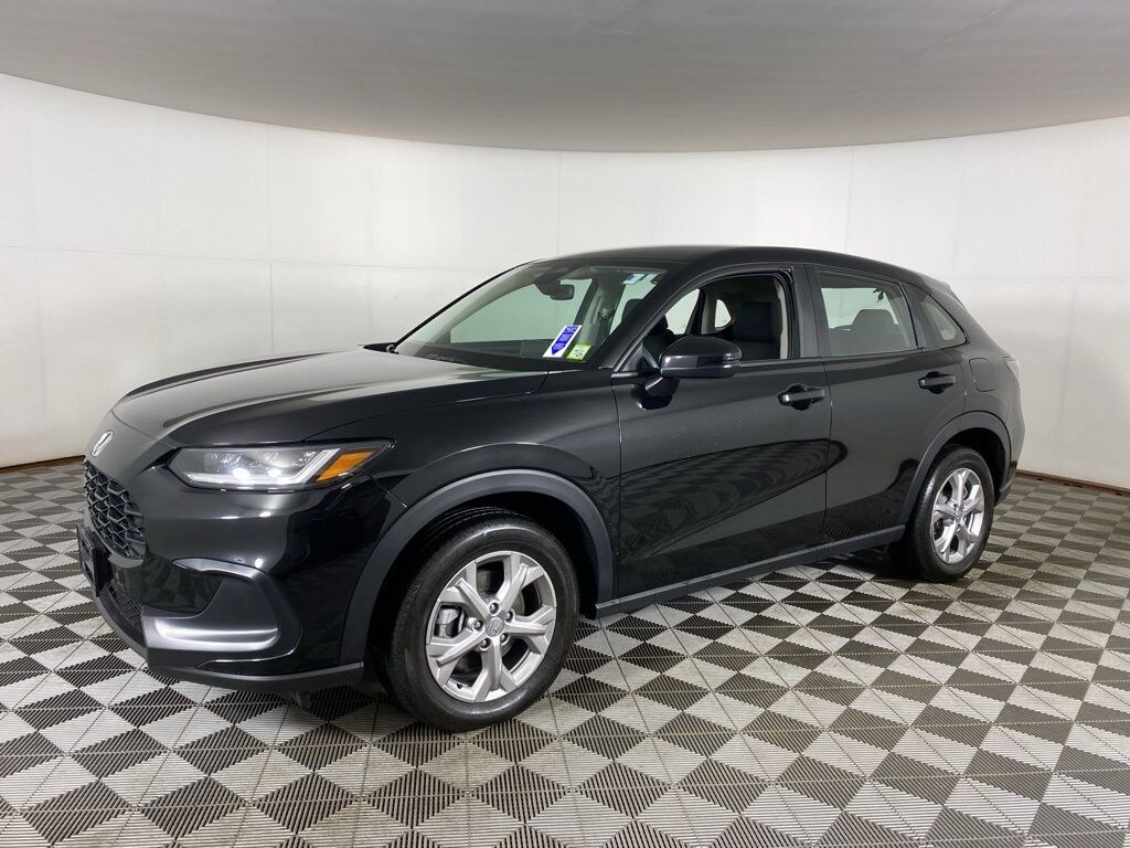 Used 2025 Honda HR-V LX SUV