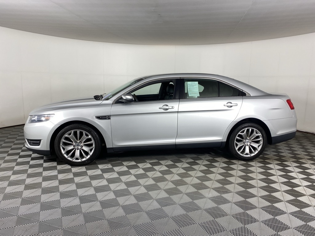 Used 2016 Ford Taurus Limited Sedan