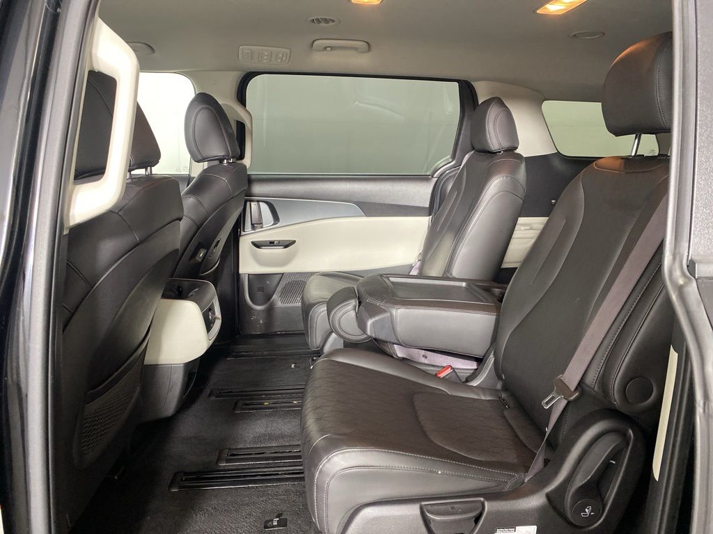 2022 Kia Carnival 21