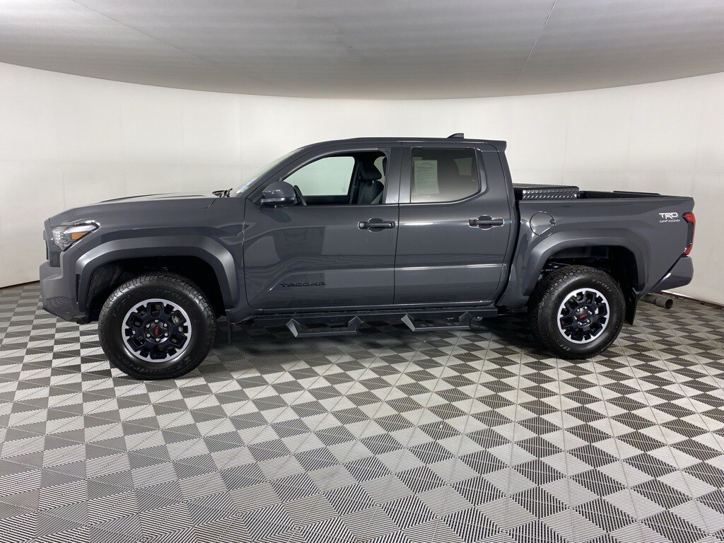2024 Toyota Tacoma TRD Sport photo 4