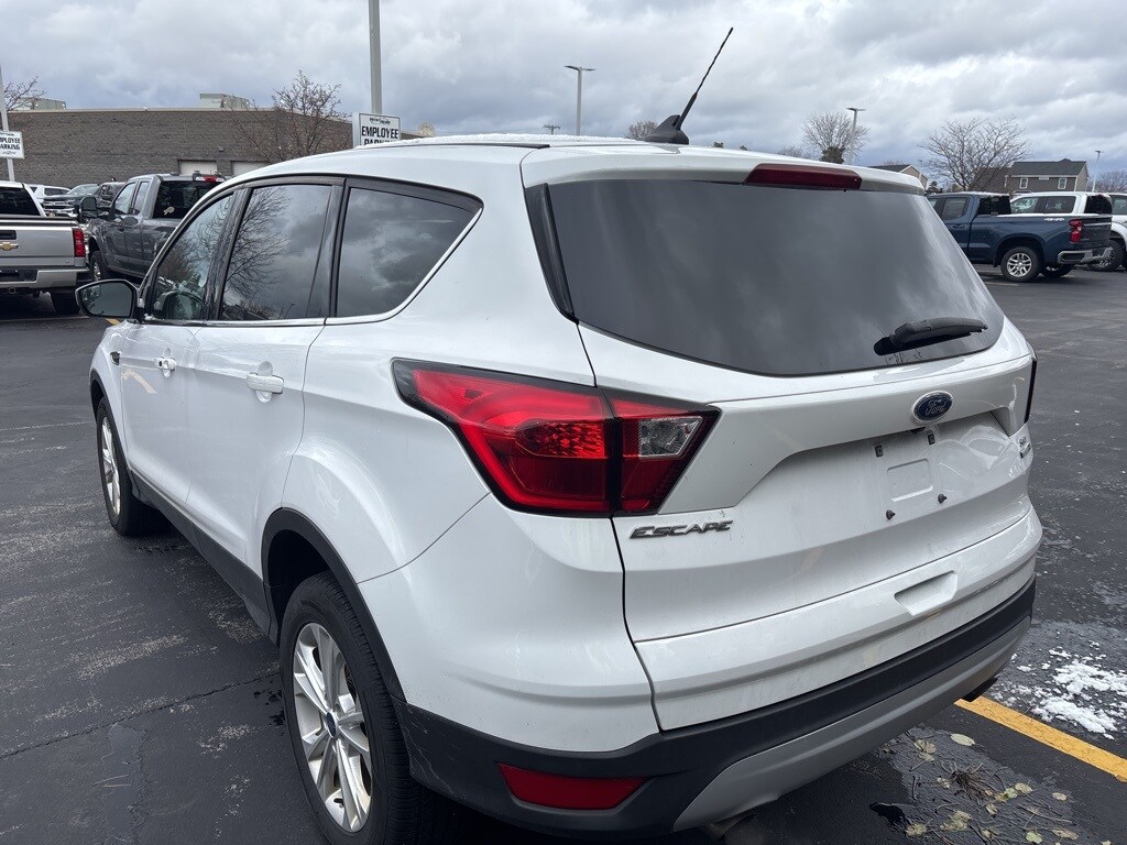 2019 Ford Escape SE photo 4