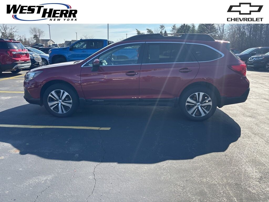 Used 2018 Subaru Outback 2.5i SUV